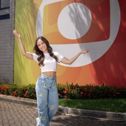 Larissa Manoela…!!!