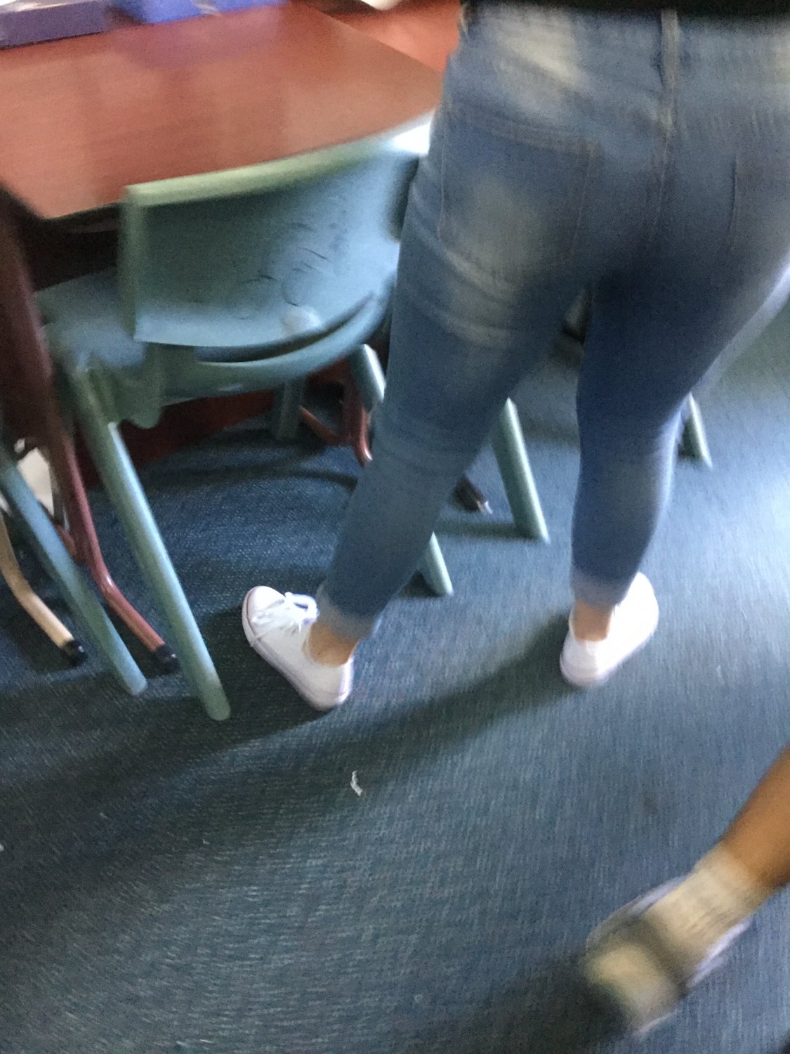 Thick Italian PAWG in jeans #7o3w5Msg