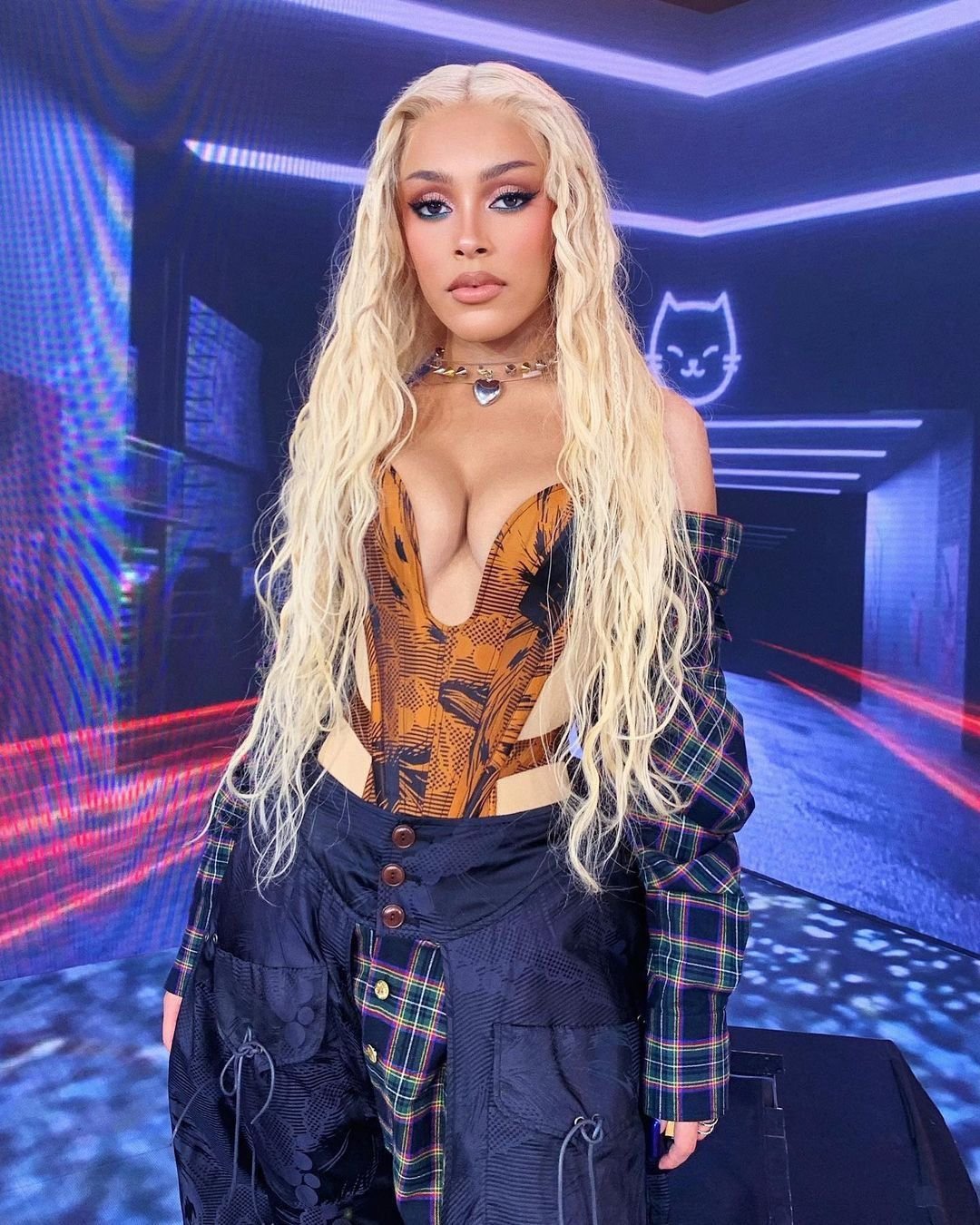 DOJA CAT #7zh7Bvjh