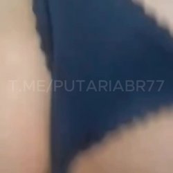 VAZADOS NOVINHA SAFADA SUBMISSA FUDENDO COM O NAMORADO