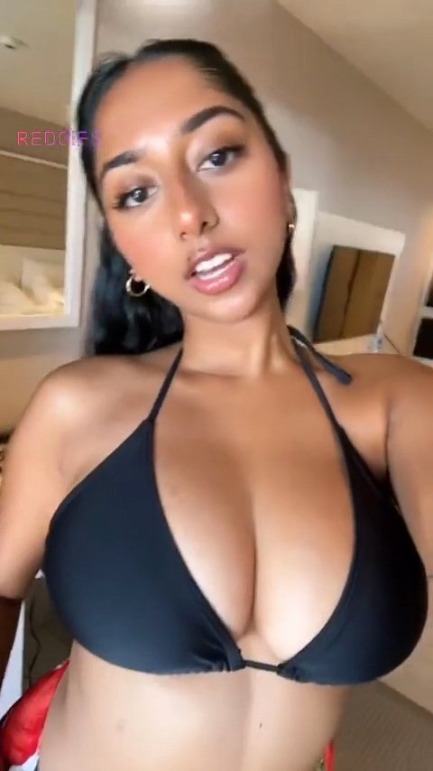 Beautiful Bikini Desi #8hGacJkl