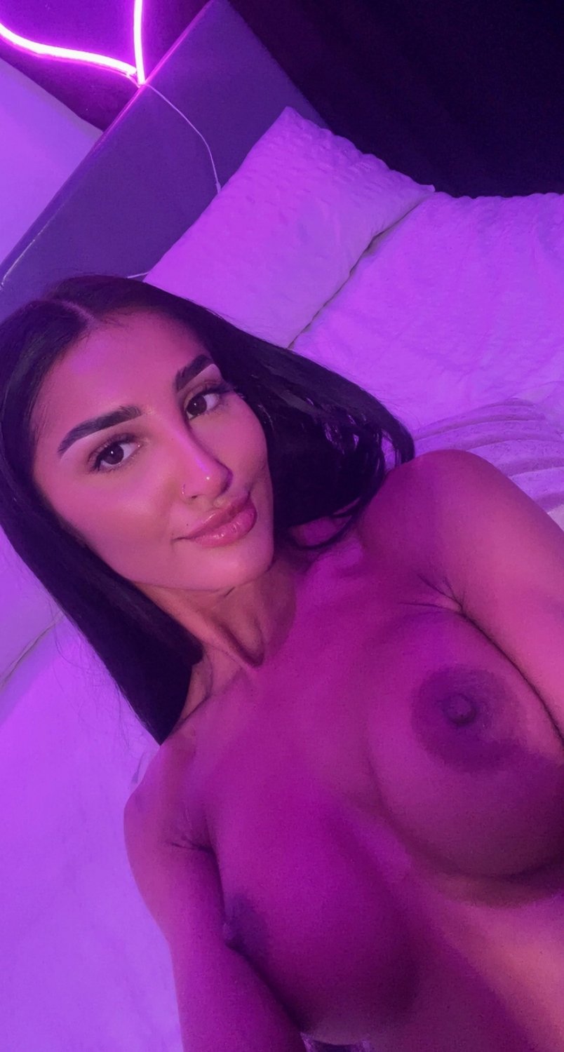 I hope you want to spend some time with my titties #8N7UgpSg