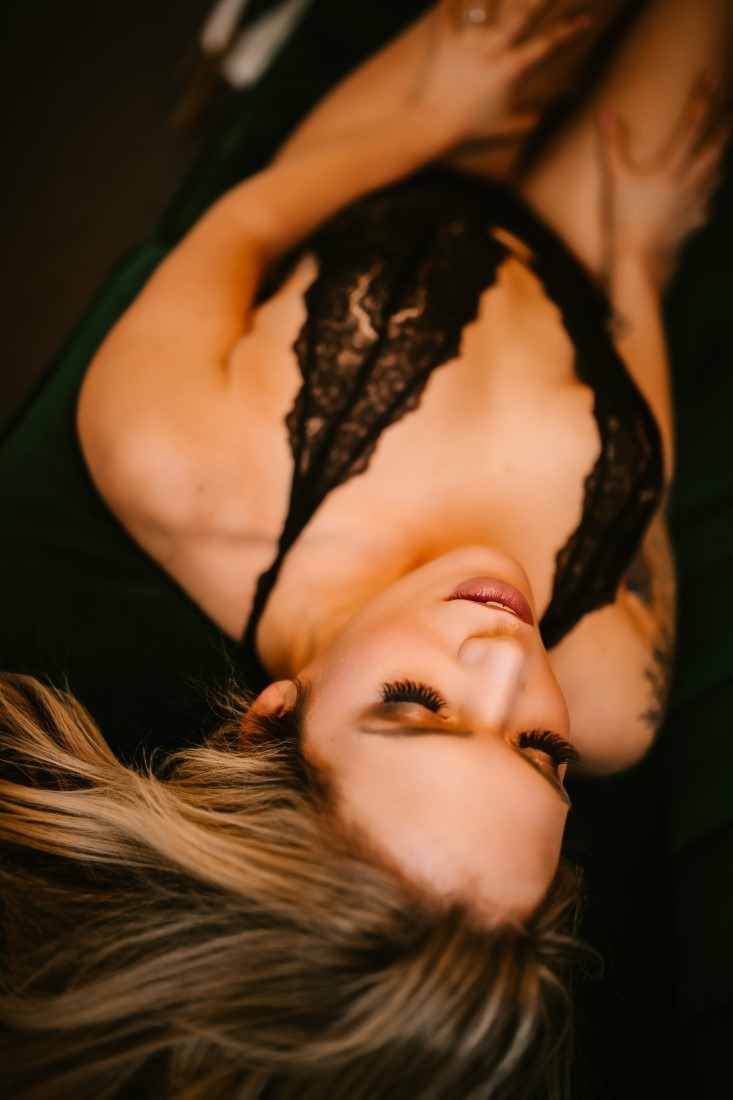 Courtney’s boudoir #8pKOQCi9