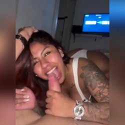 Essa safada mama porque gosta