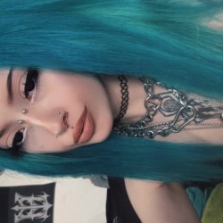 I heard you like dark, vampiric girls. Would you let me devour you
