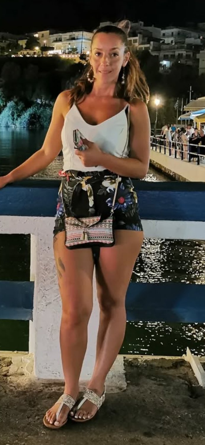 Hot Girl Sabrina wants to be a slut #9Bl8xrx7
