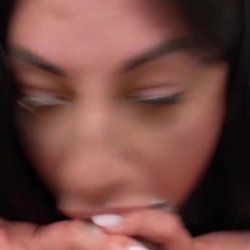facefuck brunette