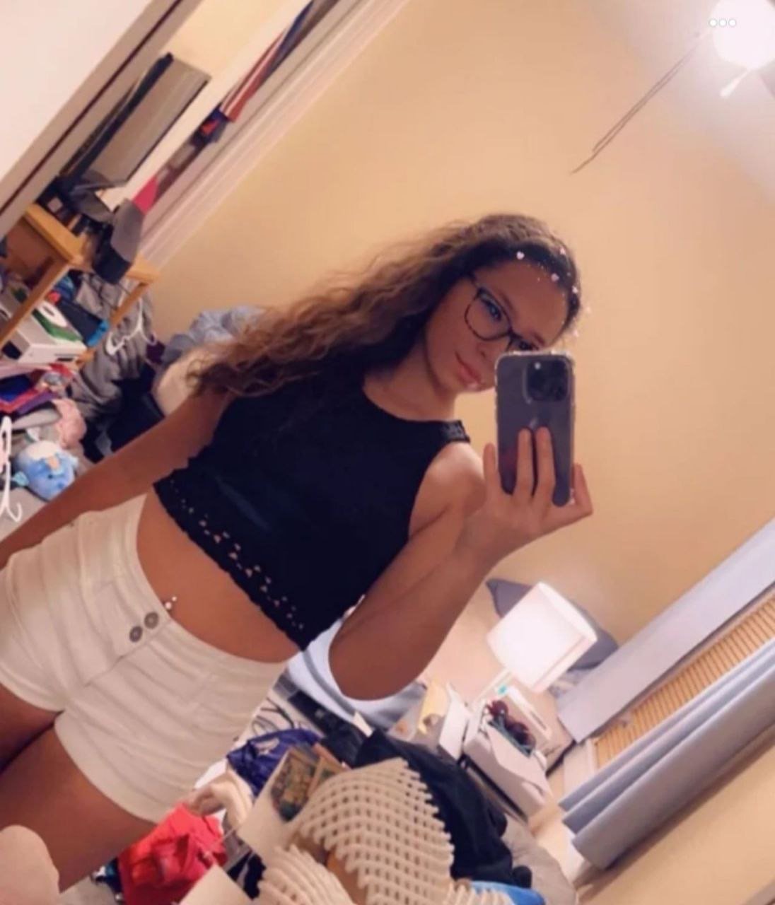 atxv5h81 Submitted Small College Webslut Squirts while Playing with Herself #ATxV5h81