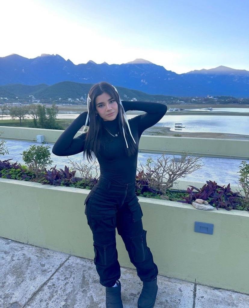 Alana Flores (2) #bWaTfmZd
