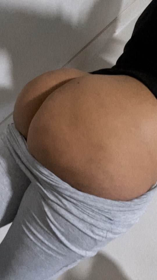 Fat ass black girl is a bbc slut #BXYshyi7
