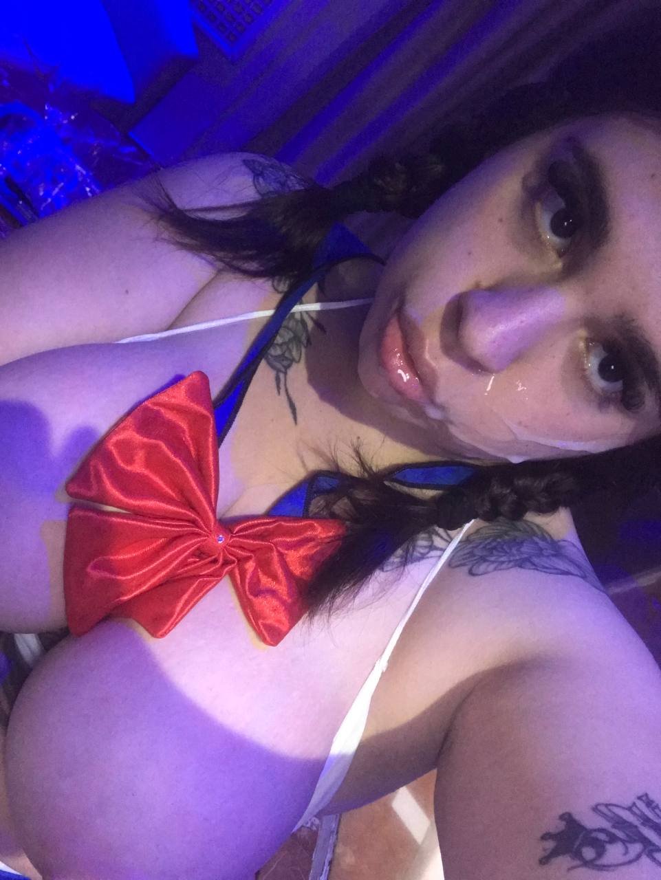 bzr320vm Gordita Argentina con carita inocente cogiendo y petes #bzr320Vm