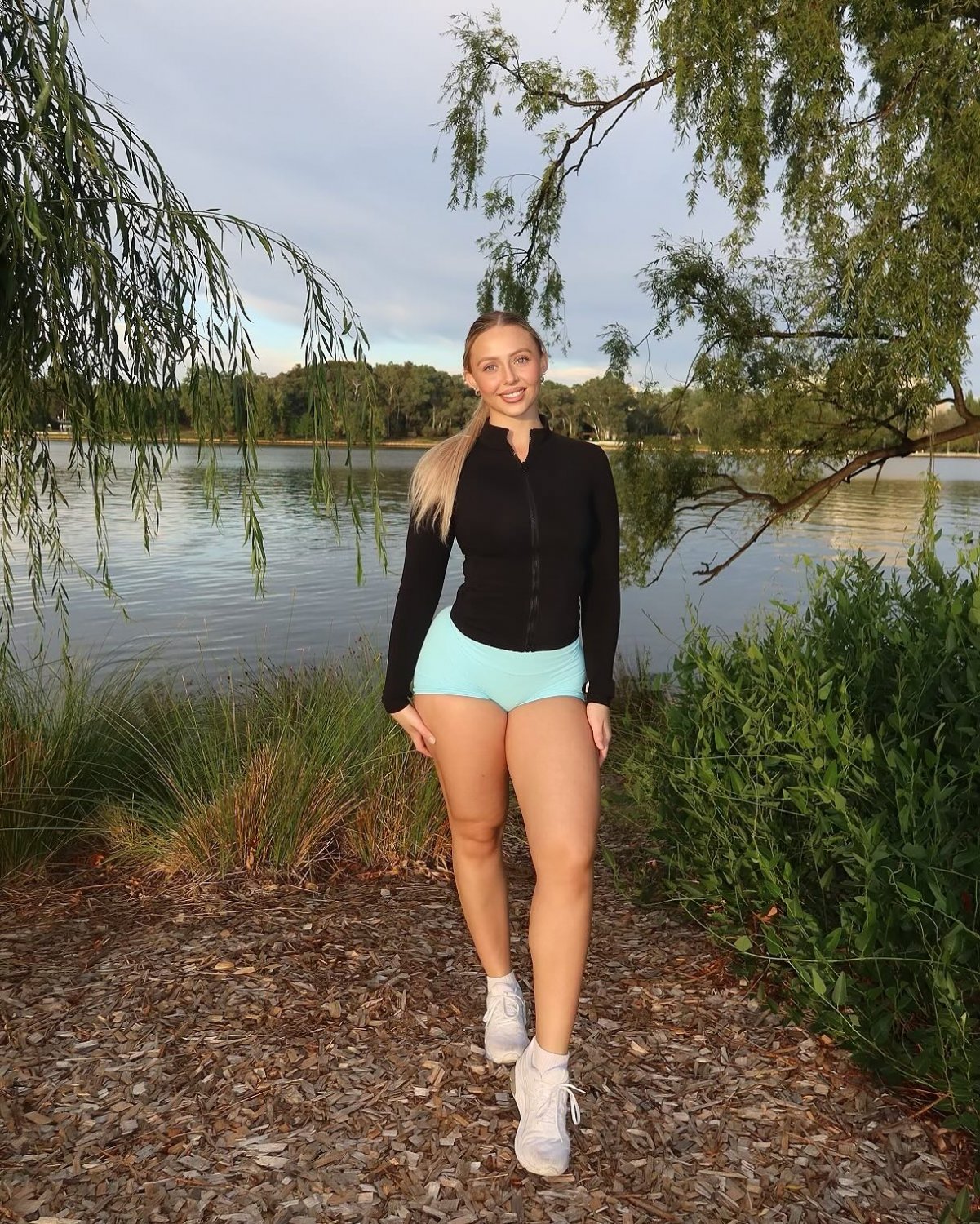 Sexy australian PAWG teen Mieke #c3wilNip
