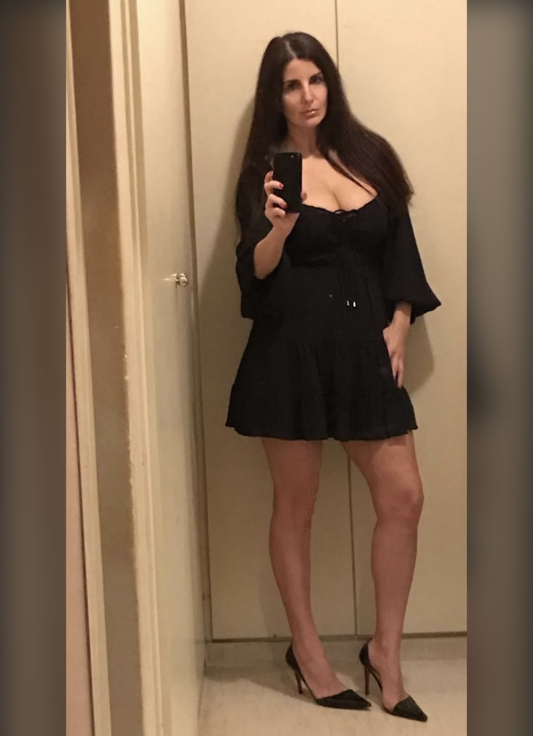 Sexy MILF pics coming soon #CMXNM0Fy