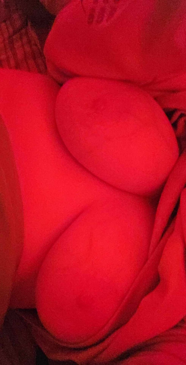 Big titty pawg slut from New Hampshire #CshEMC1x