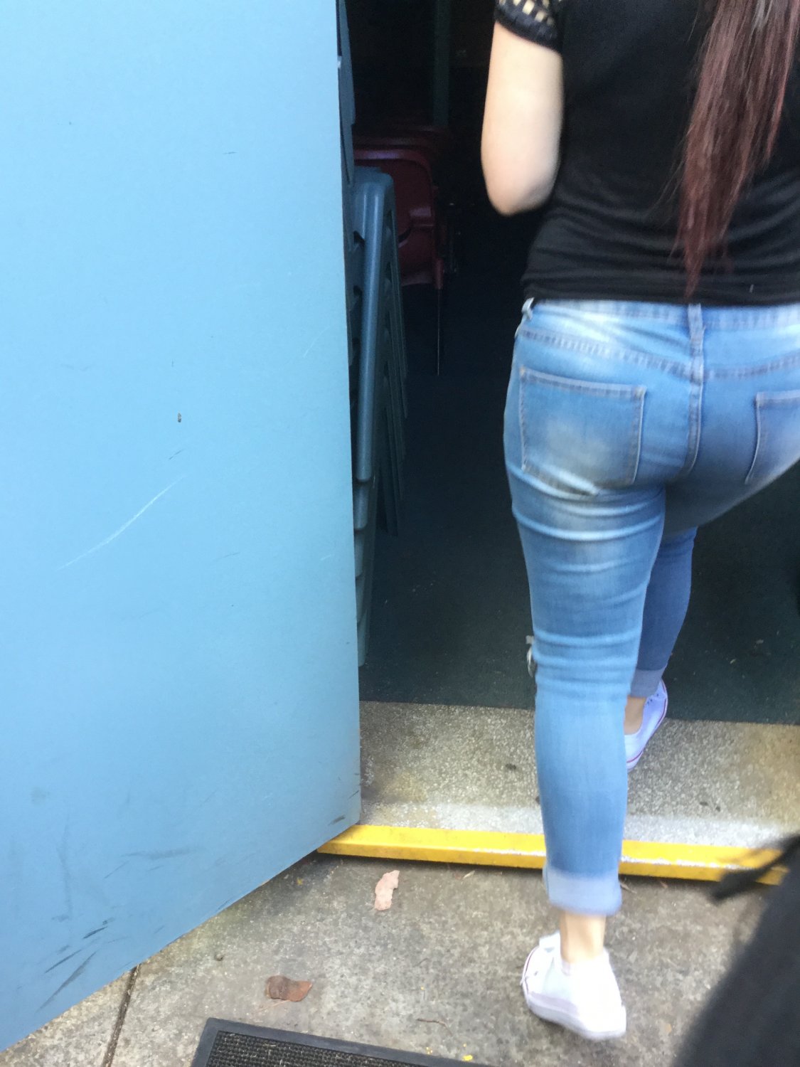 Thick Italian PAWG in jeans #cUq06I8V