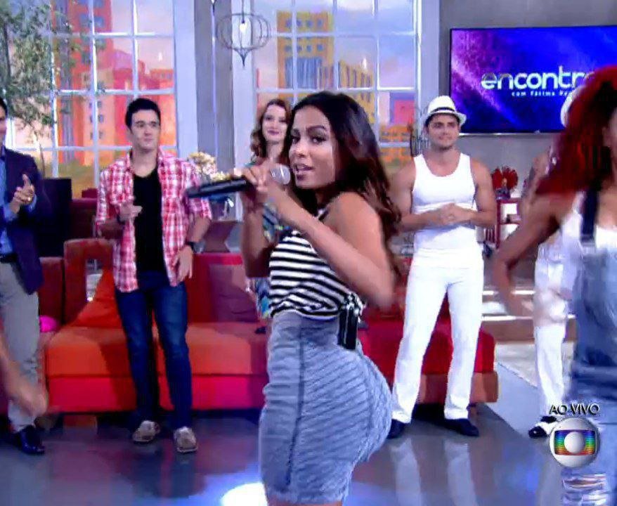 Anitta #319 #cyyXCVdQ