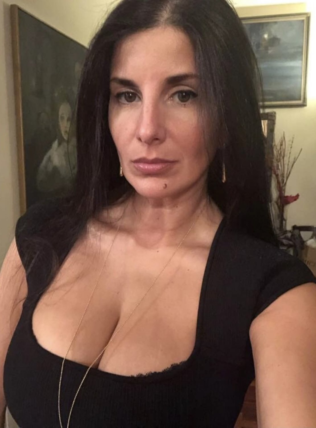 Sexy MILF pics coming soon #D1iOMeWQ