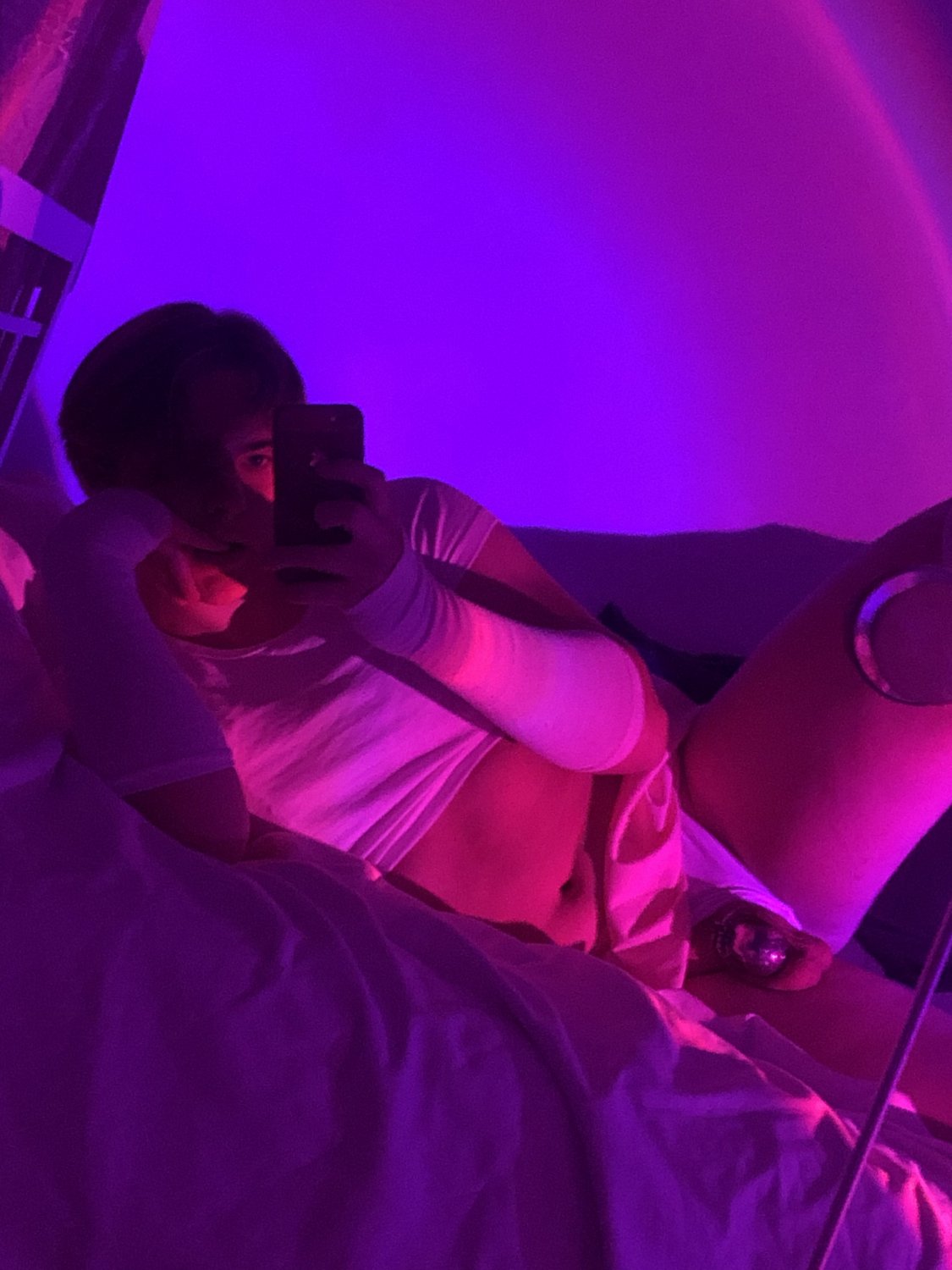 ddotnbrd Sophie loves Exposure & getting dirty messages. Tell her how you would use her -kik: sissy_sophiex - #dDOtNBrD