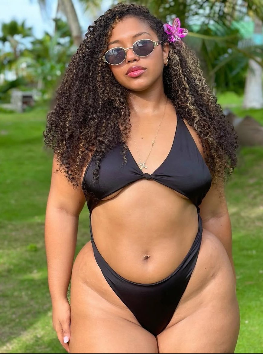 Dark skin Latina #DgVkqOKm