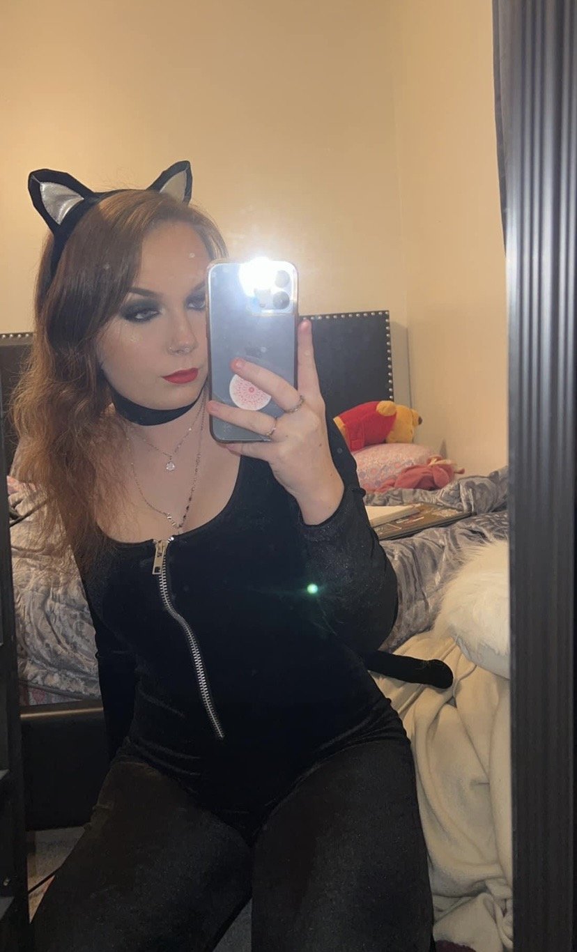 slut Selina from WV looks like she wants attention #dHf8iiHU