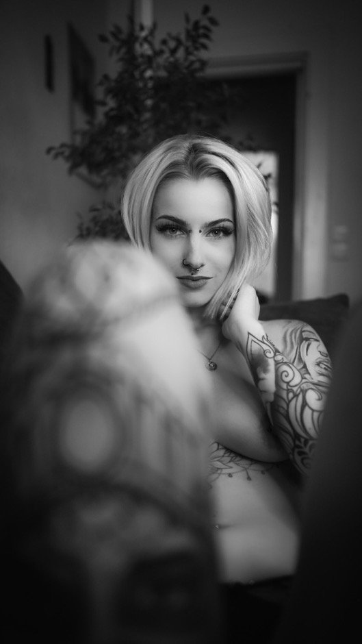 Nadine Boudoir #DMdsUgXU