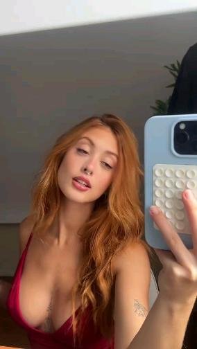 Ananda maravilhosa , linda e fofa...novas video e fotos #dnw3bbNK