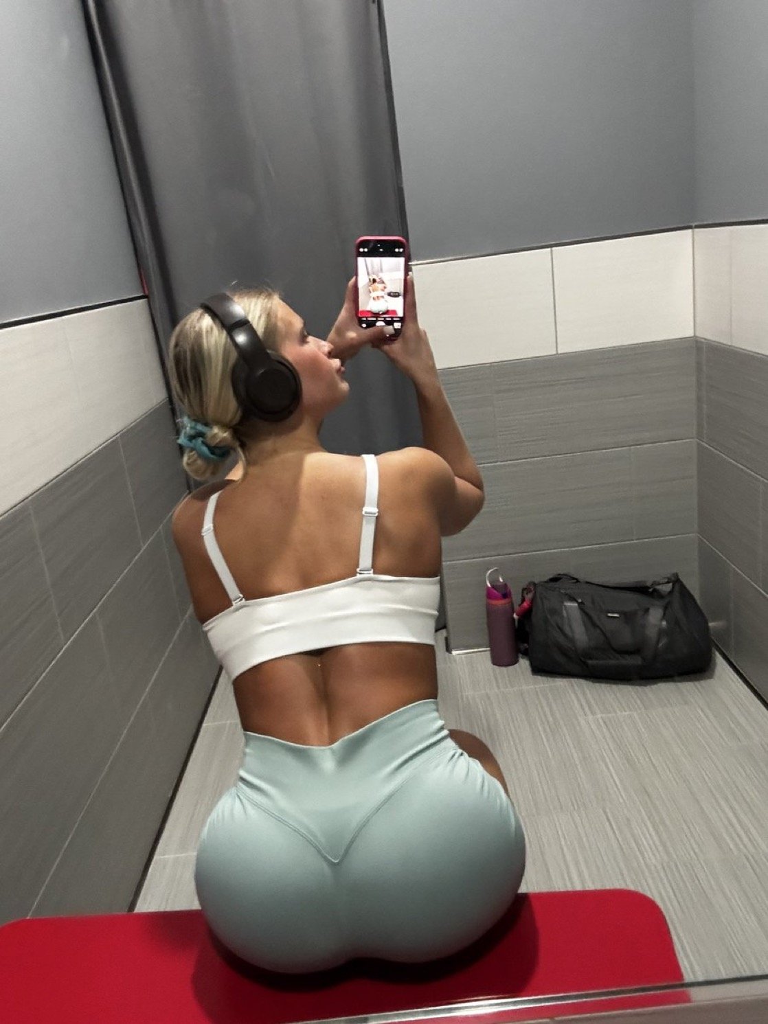 sexy tanned blonde bubble butt teen #DXrQrQFo