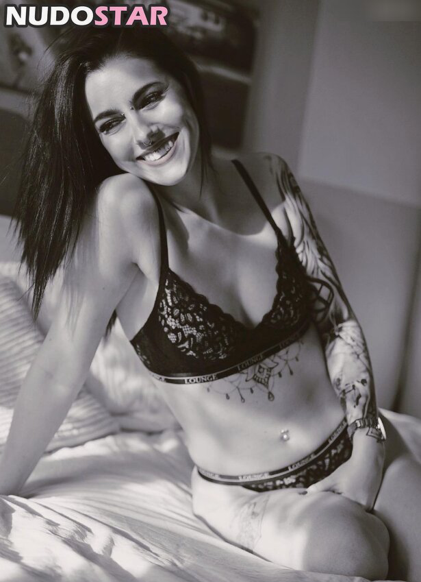 Nadine Boudoir #DZCXthGf