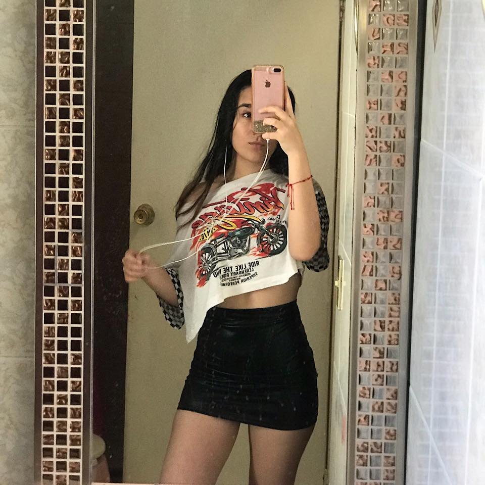 Andrea #e3M6nxTu