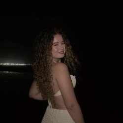 Nova foto na Bia…Bia Lanuti maravilhosa