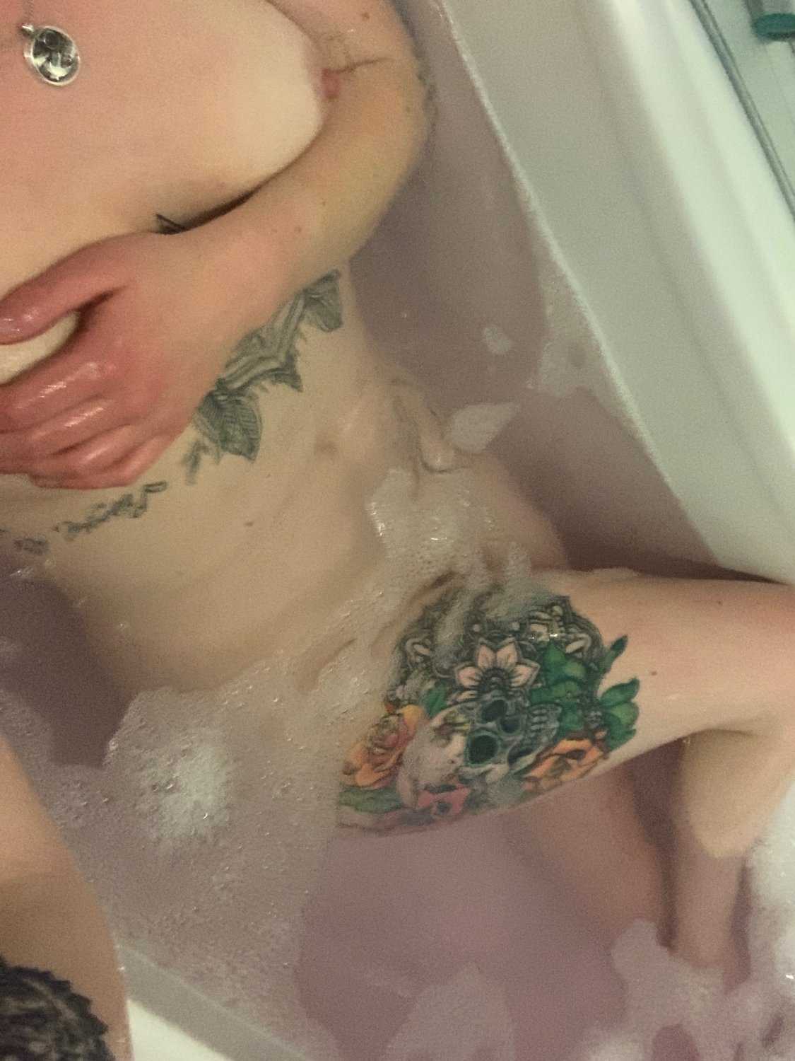 Horny British teen masturbates #e8uCYyjp