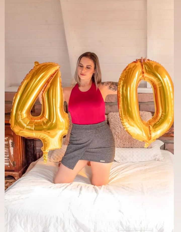Fotos de aniversário da esposa vazados #EJwBcxQm