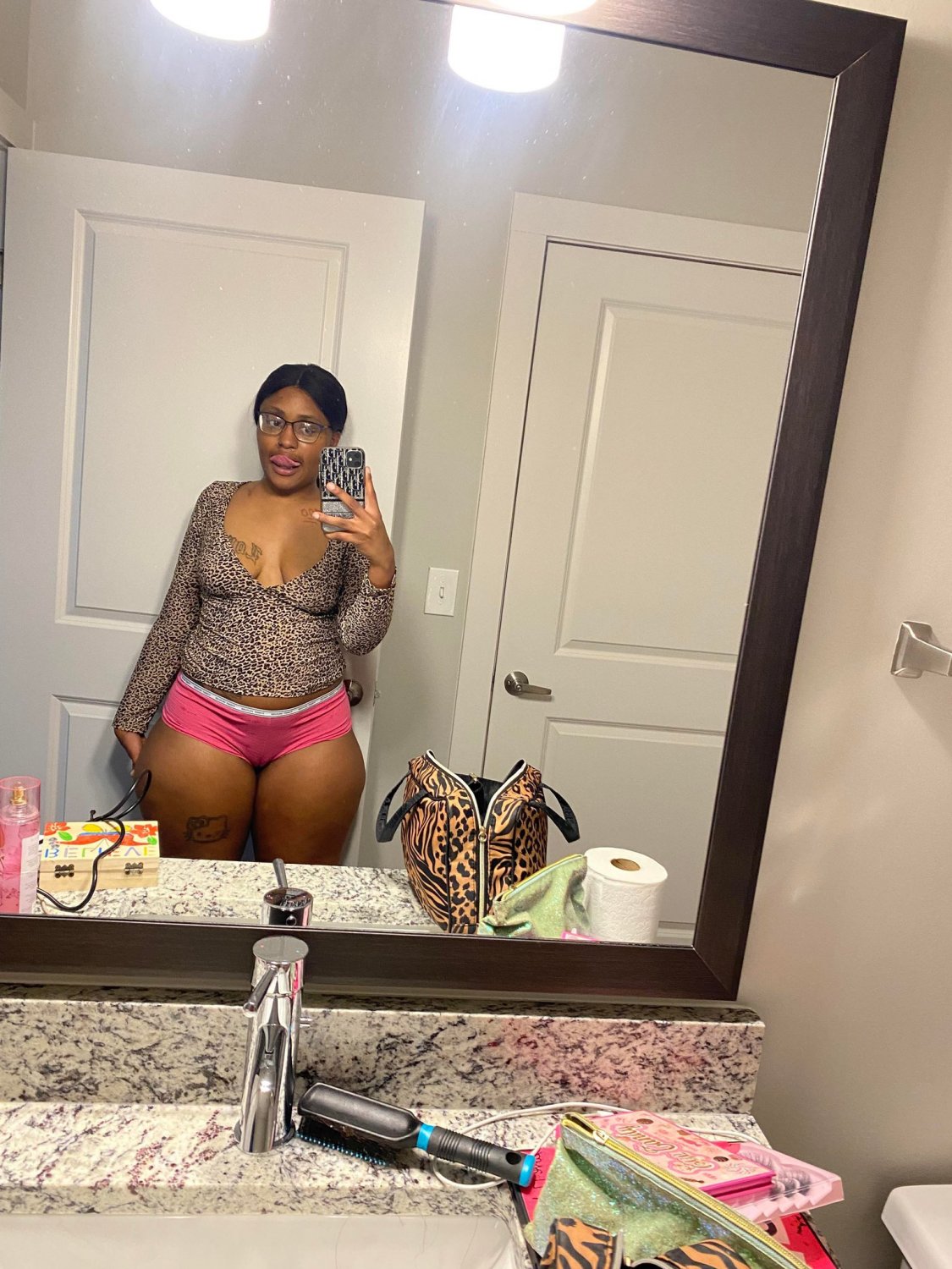 TreasureBankssTheeGoat 👅🍑 #EMyqMLEY