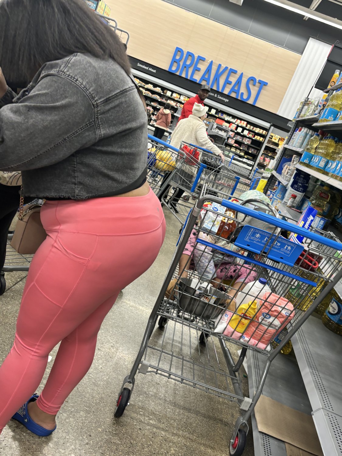 Think Booty Ebony in pink leggings (Thong) #ESWYDulk