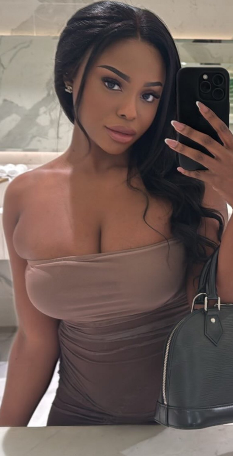 Busty niggas tit fat is spilling out #EvgSnPBJ