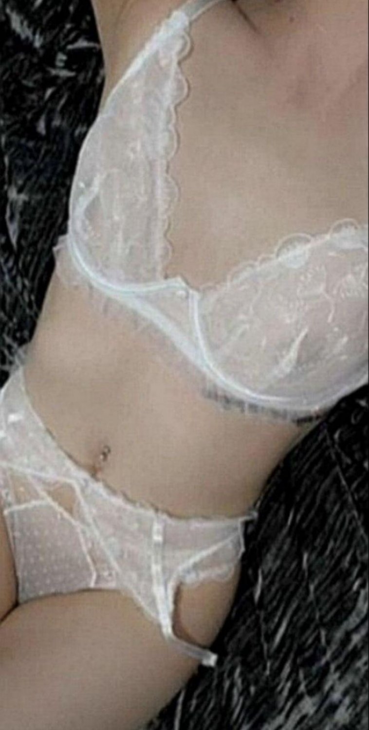 Lingerie slut Jodie handed over Kik Appexasian for same treatment #f0iYagTk