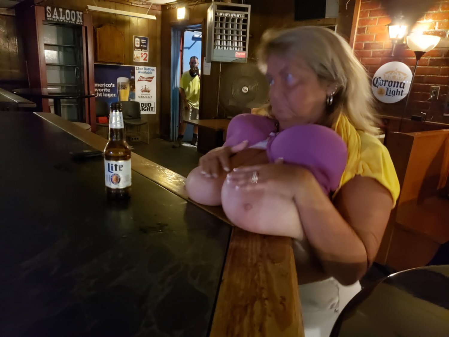 Mature Wife drunk and showing off. #Fkj9EFR7