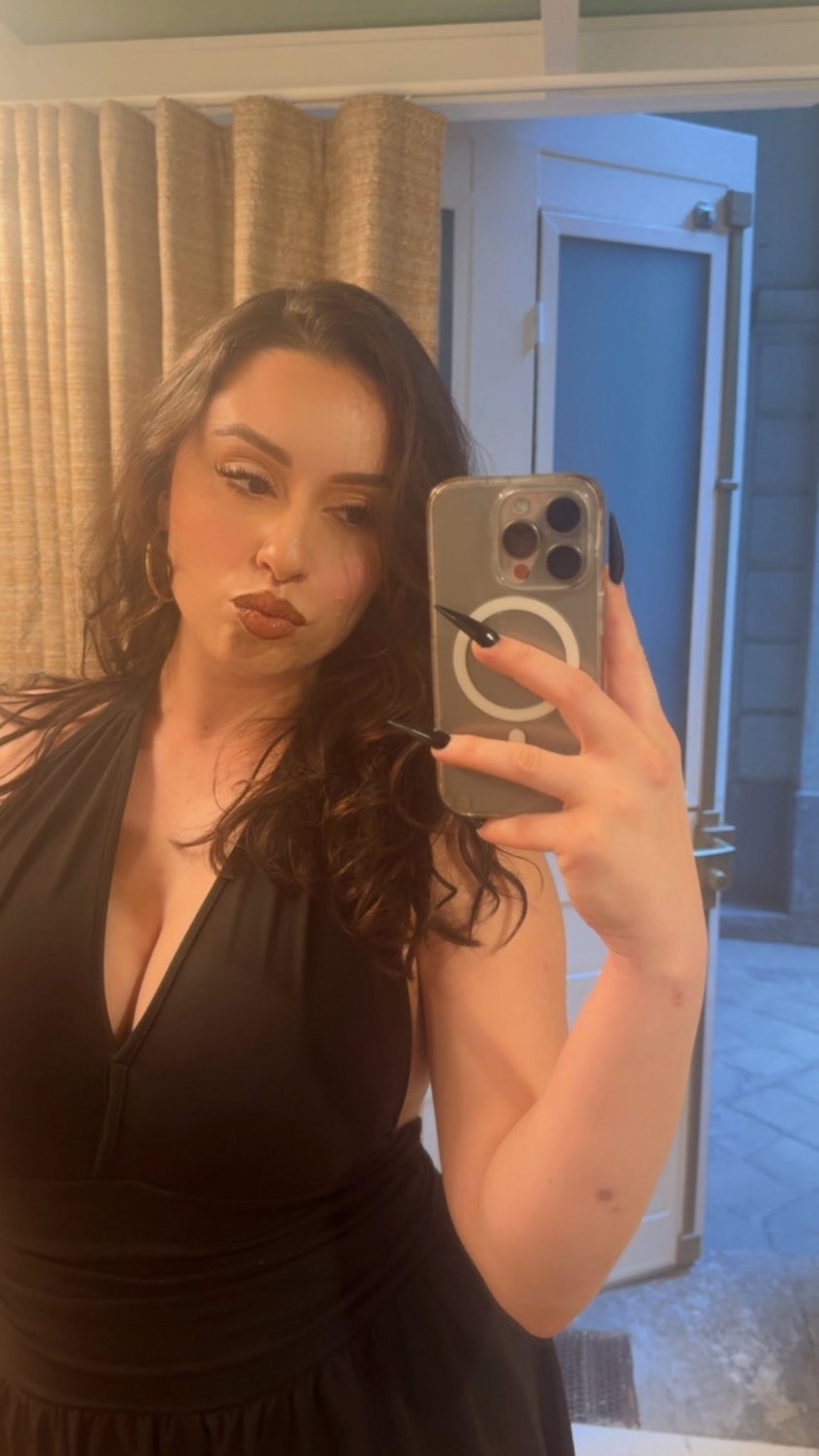 fl3vxhie Sexy busty latina teen Valeria #Fl3VXhIE