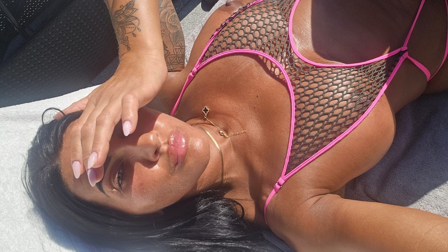 Meaty pussy hot milf Dolly micro mesh bikini 🥵 #FOY1oh9l