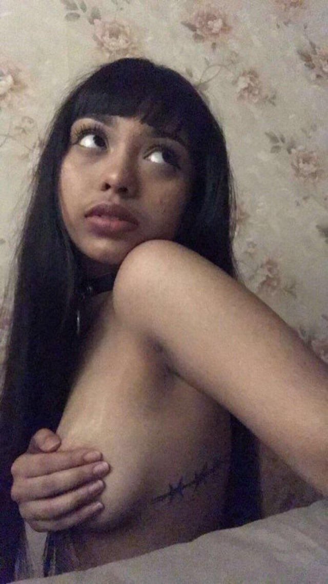 Cute 21yo loves nasty comments on her body #g7lFwKJi