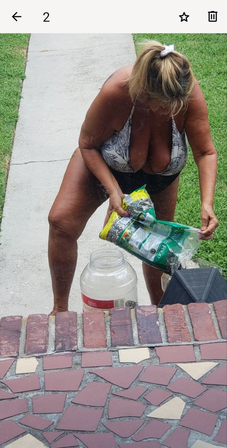 Naughty Mature Milf having fun again.... #G8HJM7Hh