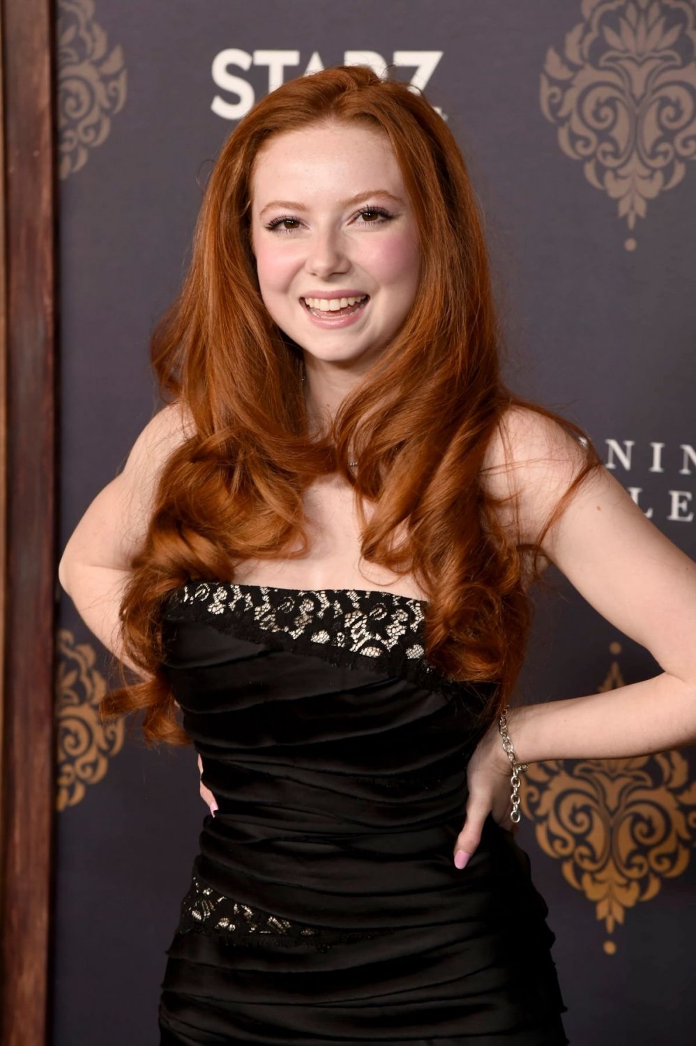 Francesca Capaldi (compilado sexy) #GEDyuSk4