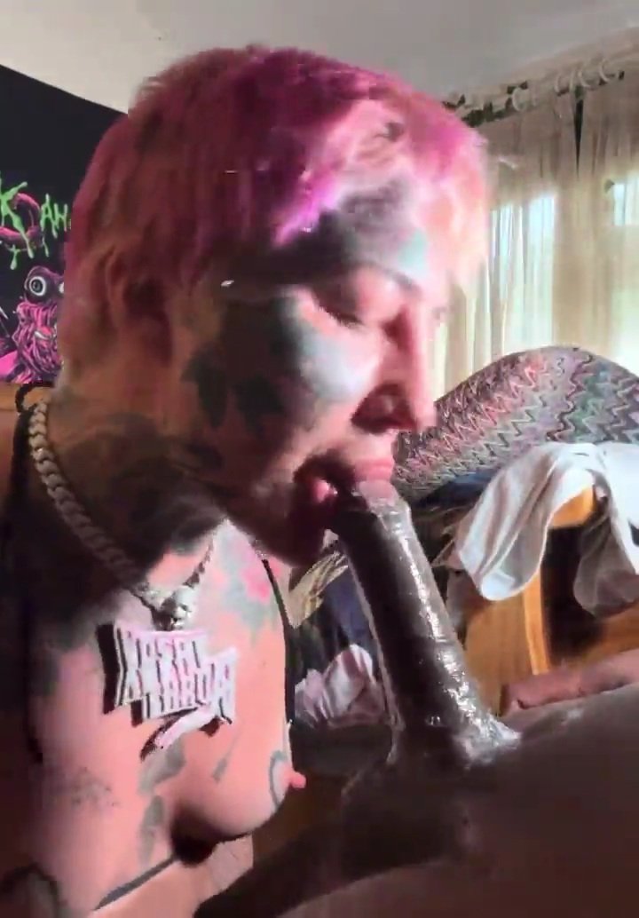 Tattooed Eater of BBC 🍴🍆 #GNPbywJr