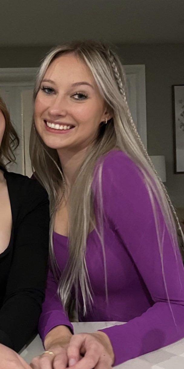My cousin used to be innocent. Cocaine is ruining her. She probably sucks dick for coke #GU4RNRHL