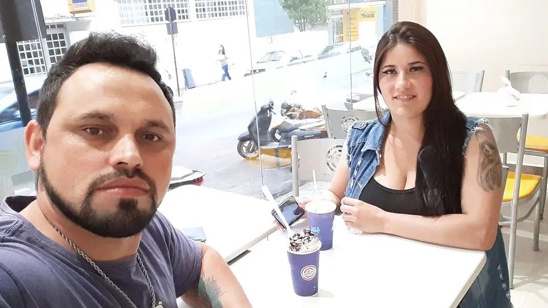 Corno quer que avaliem sua esposa. E quer saber se alguém consegue achar a rede social dela rsrsrs #GXVTRpeh