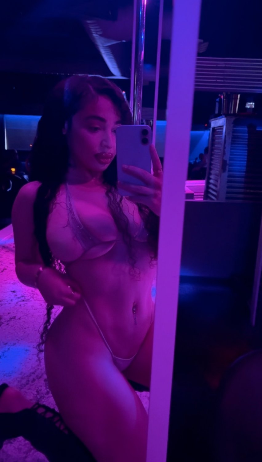 Azula Thick Latina #H1A37hdc