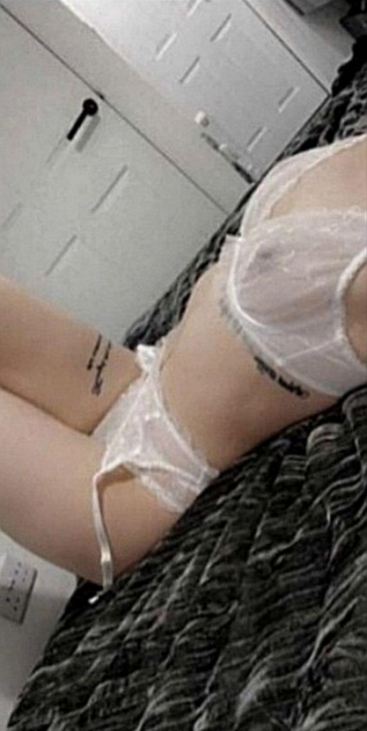 Lingerie slut Jodie handed over Kik Appexasian for same treatment #H2XeB3mv