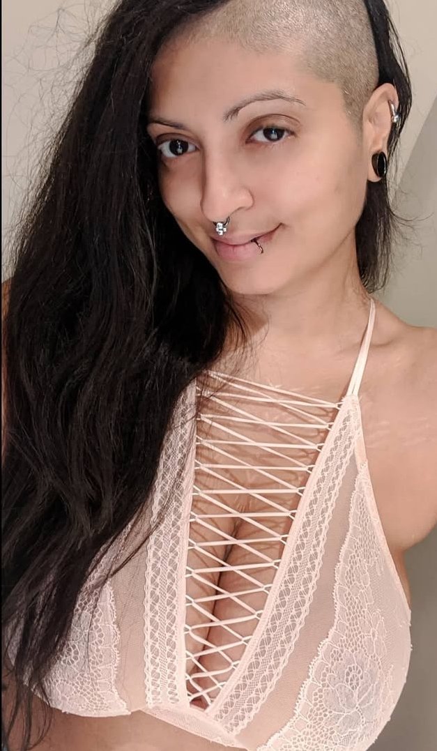 h9uh790s Busty desi indian selfies part 2 #H9UH790s