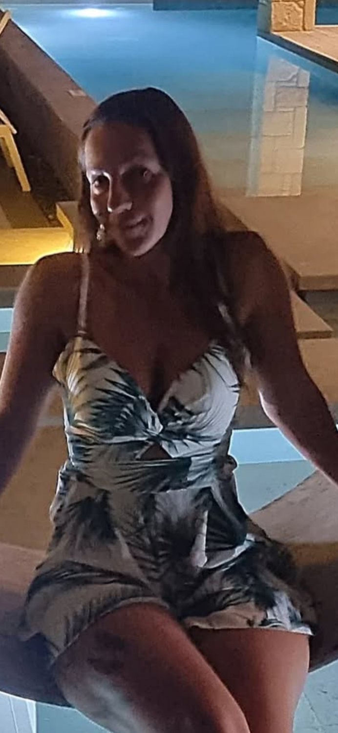 Hot Girl Sabrina wants to be a slut #HFu7ZfP6
