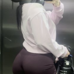 I’m gonna train my ass on your face today